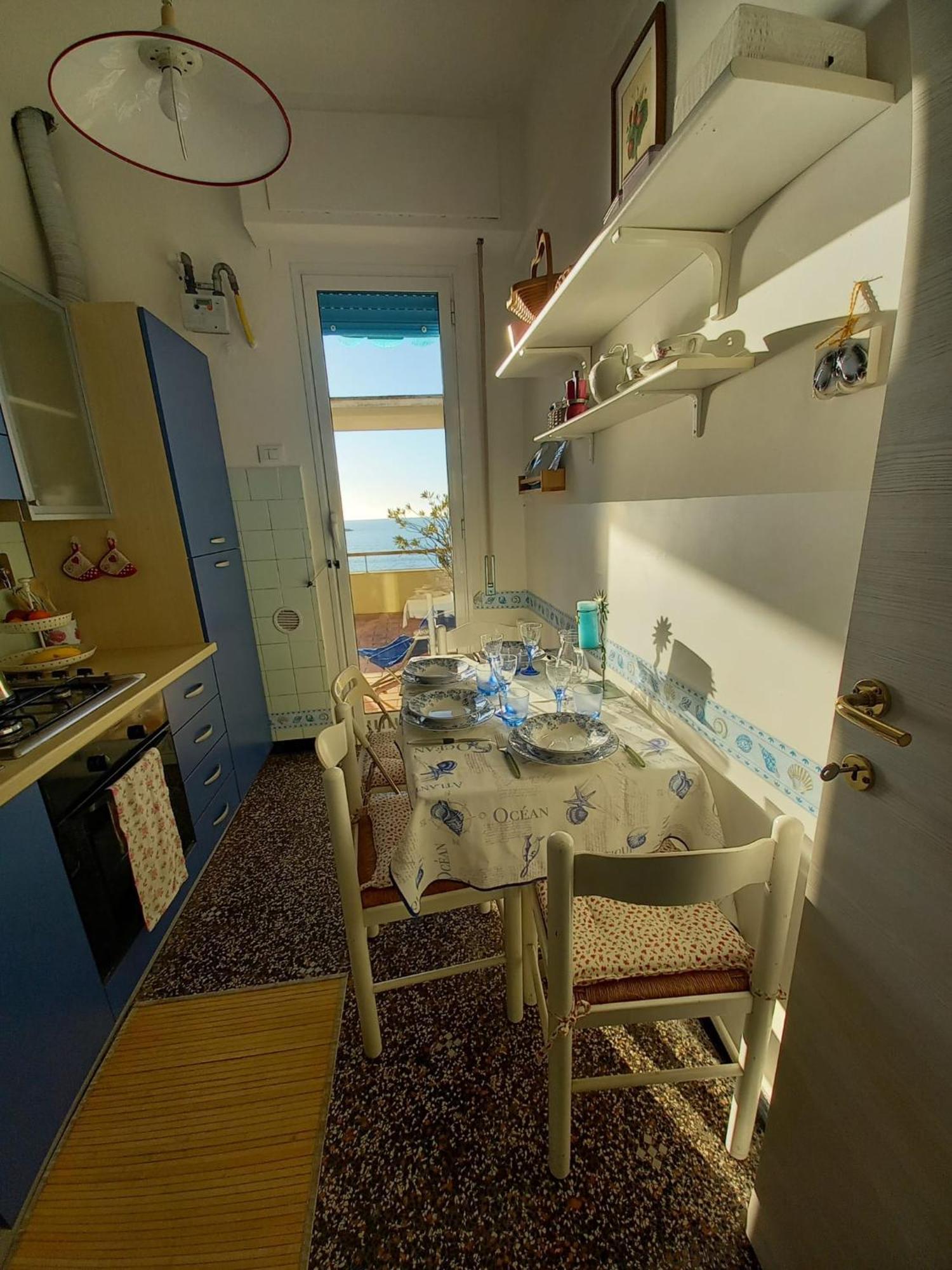 Attico Vista Mare Сестри Леванте Екстериор снимка