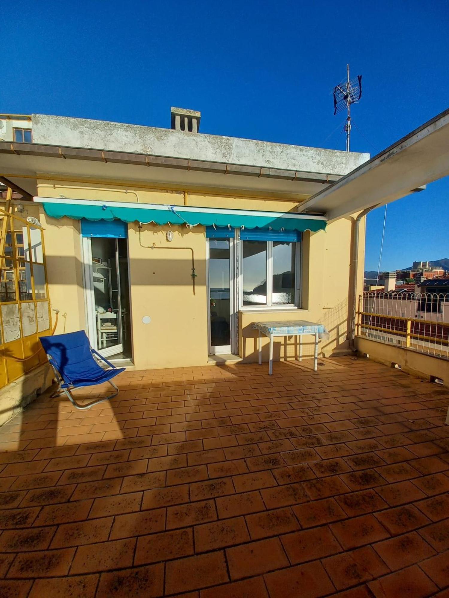 Attico Vista Mare Сестри Леванте Екстериор снимка